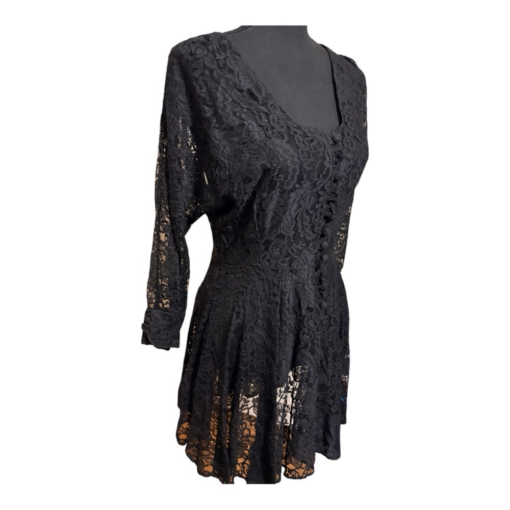 Elegant Stylish Black Lace Dress Size Small - Picture 2 of 4